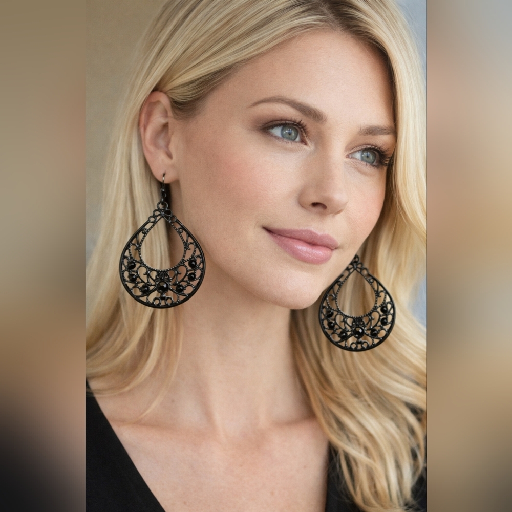 Chic Black‎ Filigree Teardrop Earrings